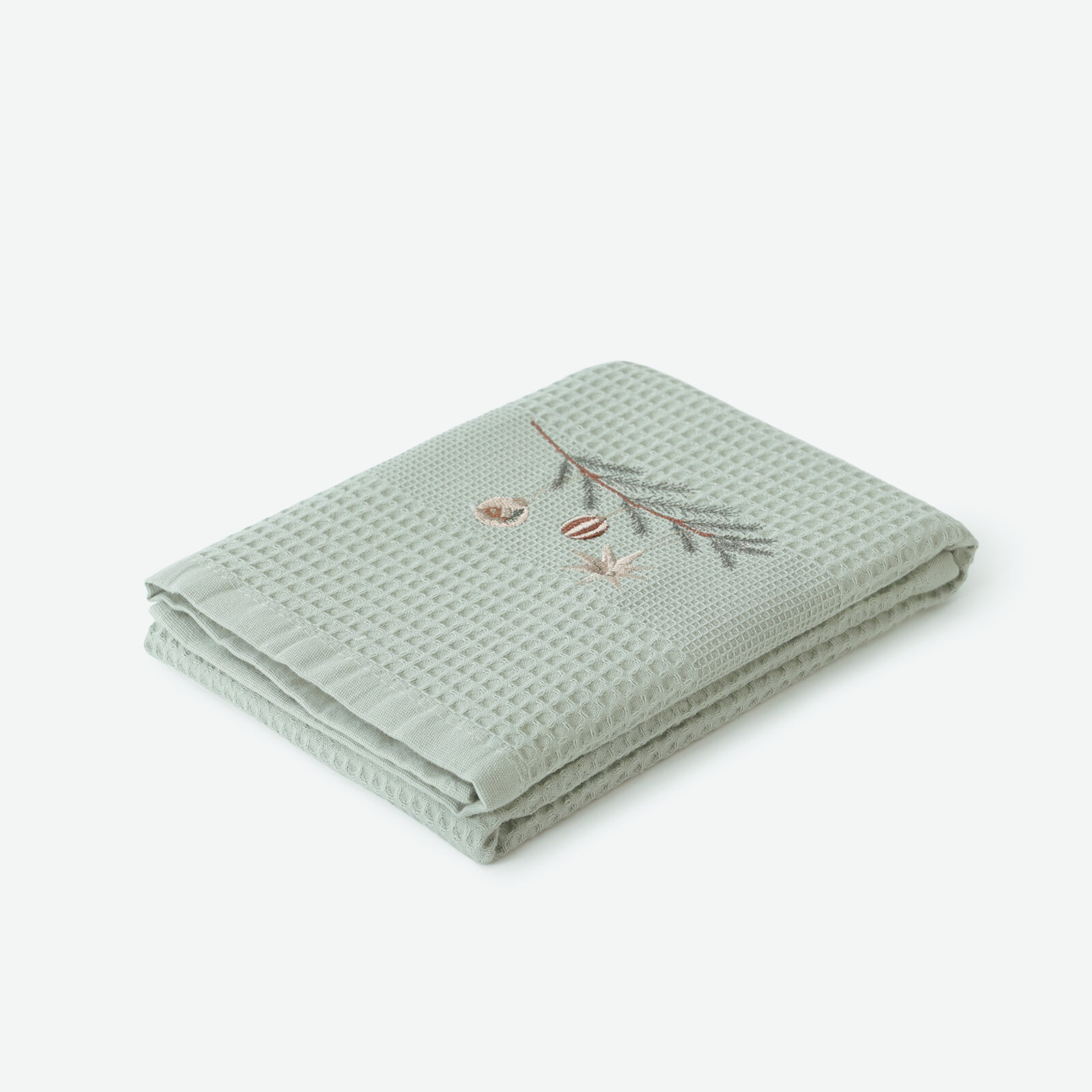 Waffel-Geschirrtuch mit Weihnachtsstickerei - Kugeln am Zweig auf Salbeigrün