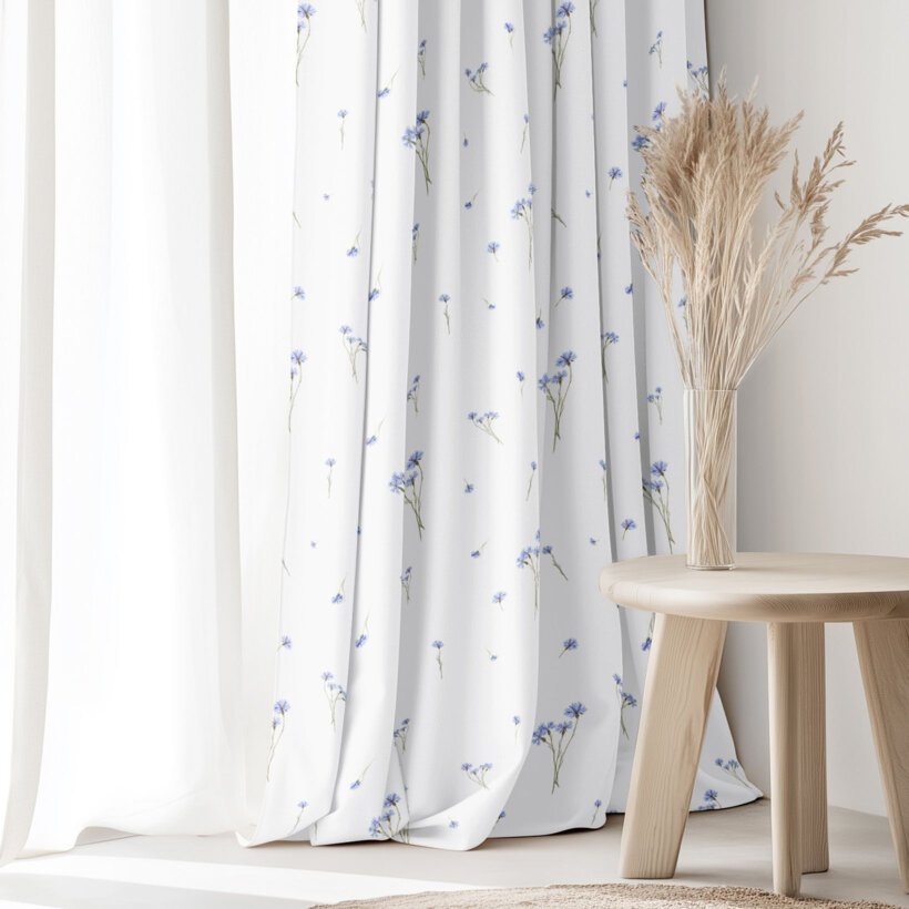 Dekorativer Vorhang – Blaue Kornblumen
