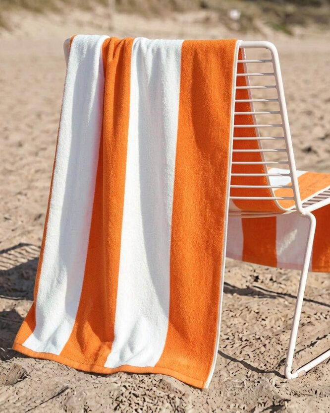 Strandtuch – Neonorange mit weißen Streifen