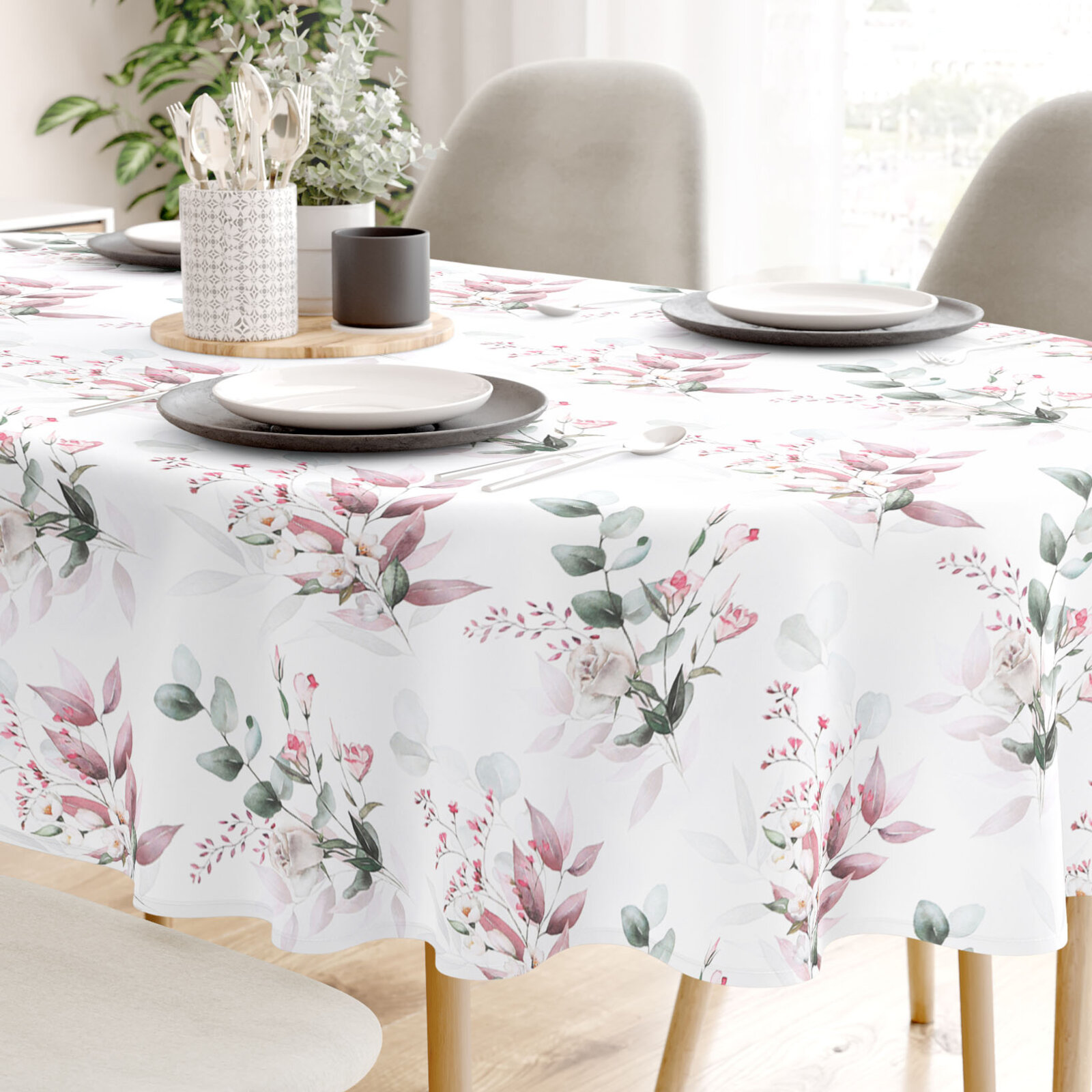 Ovale Tischdecke aus 100% Baumwolle Deluxe - zarte Rosen