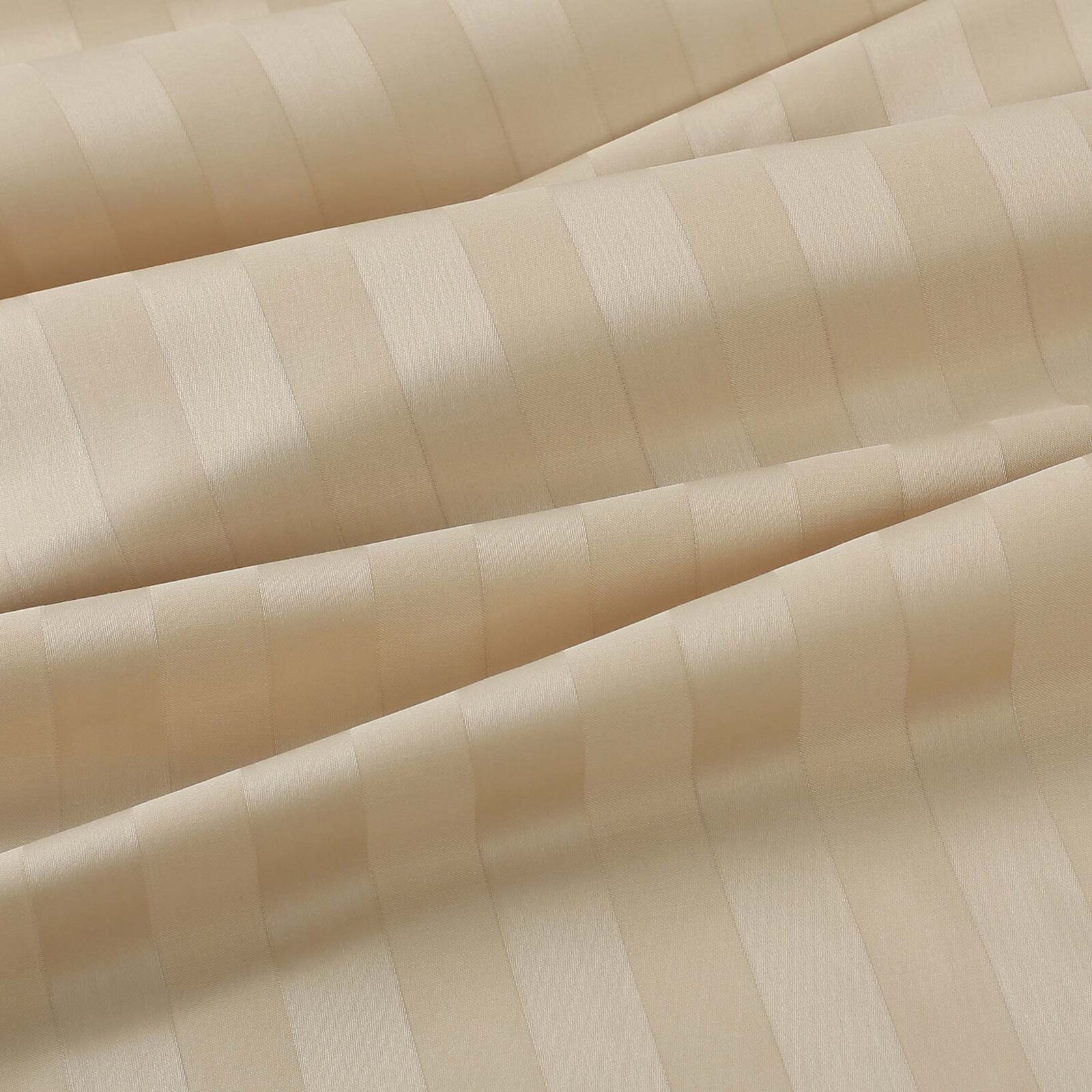 Festliche ovale Damast-Tischdecke - goldene Streifen mit Satin-Glanz