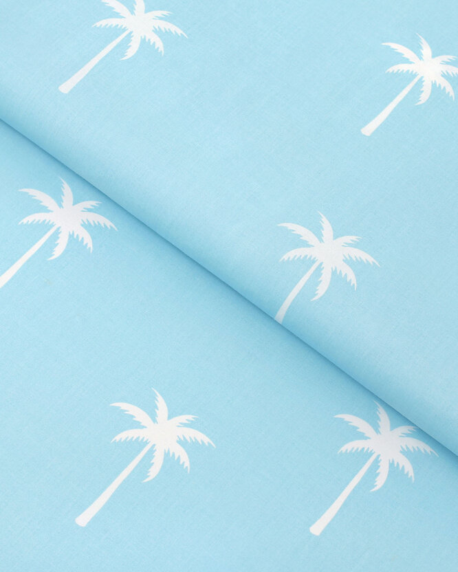 Baumwollstoff - Palmen auf Pastellblau